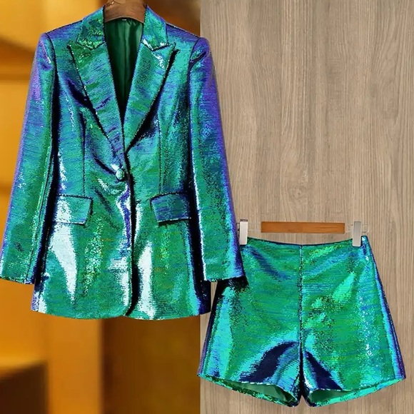 Emerald Sequin 2 Piece Set, Blazer + Shorts - Picture 2 of 6
